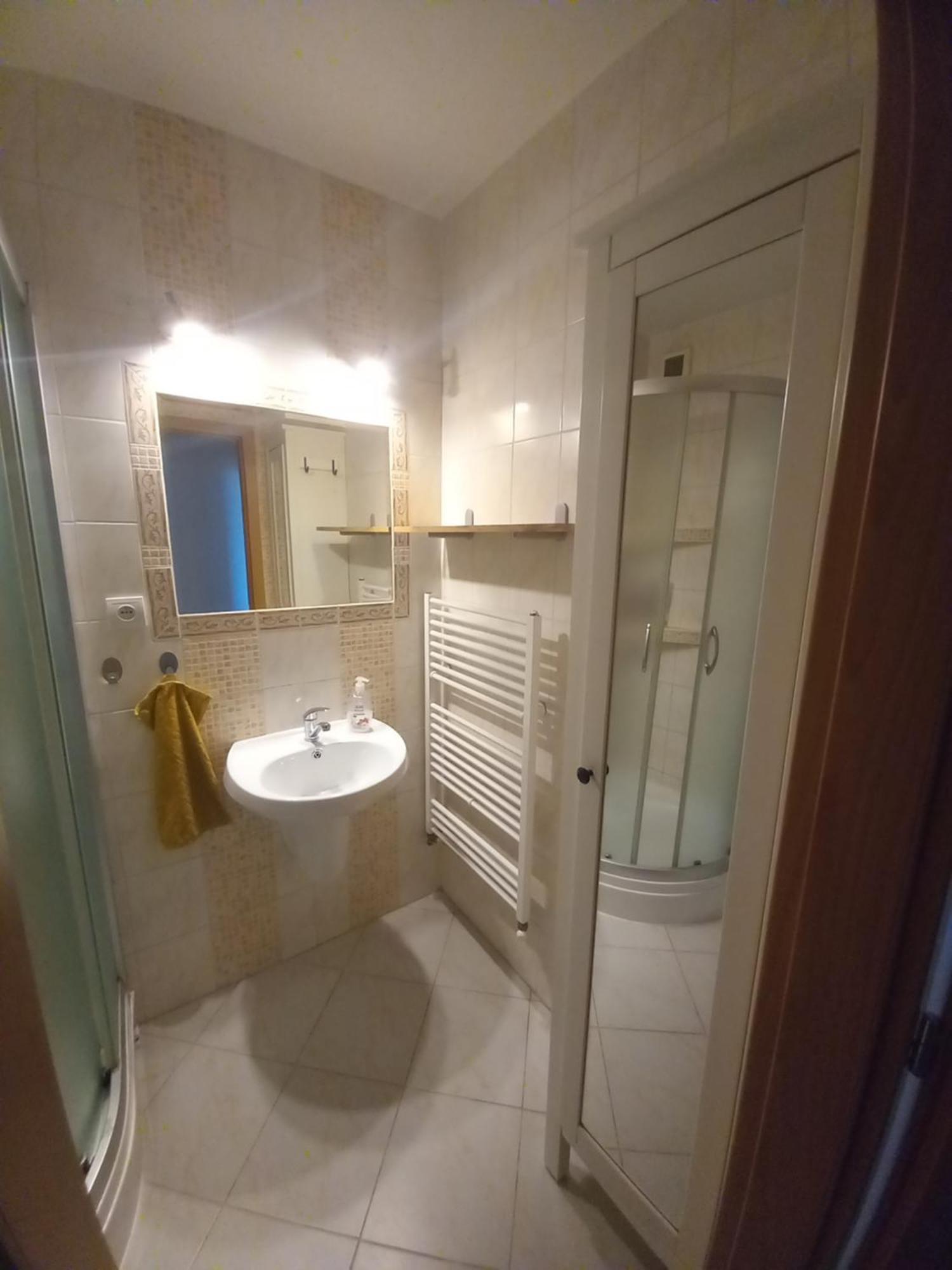 Apartman Lienka Free Parking City Centre Trenčín Eksteriør bilde
